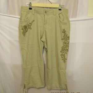 Sonoma Lifestyle Women's Capri Pants, size 6
